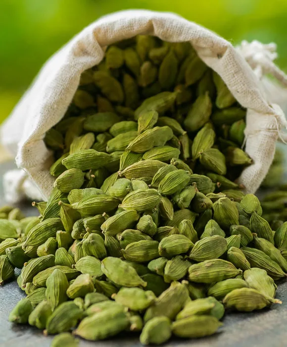 Green cardamom